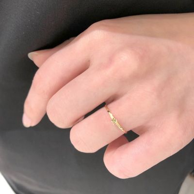 誕生石リング　８月ペリドット