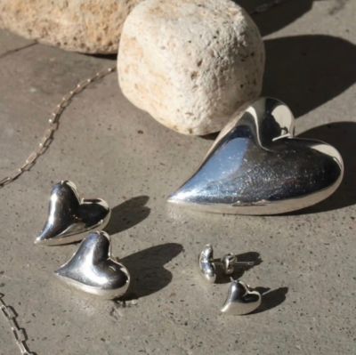 Ｈｅａｒｔ　ｍｉｎｉ　ｐｉｅｒｃｅ／Ｓｉｌｖｅｒ　ｓｉｌｖｅｒ　ｐｒｏｄｕｃｔ