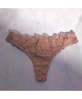 ＜Lilipiache New York (Women)＞Ｐｅｏｎｙ　Ｔｈｏｎｇ