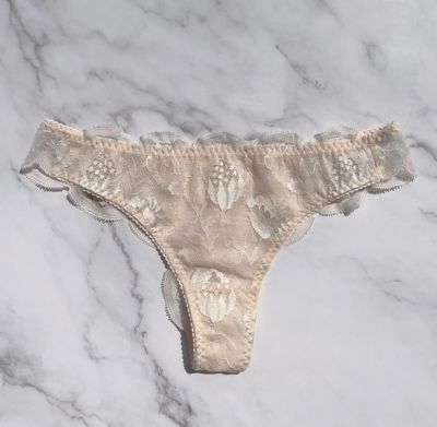 Lilipiache New York (Women)/リリピアーチェ Protea Thong LPー25-11 バニラ パンツ・ショーツ【三越伊勢丹/公式】