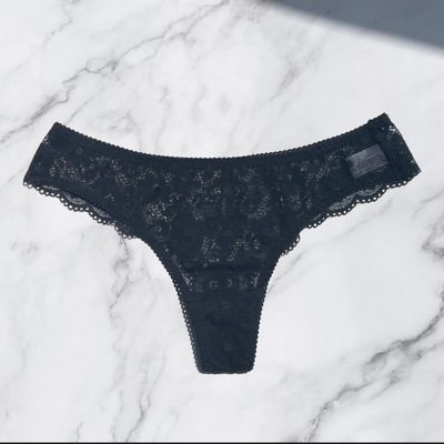 ＜Lilipiache New York (Women)＞Ｄｏｔ　Ｓｔｒａｐｌｅｓｓ　ｓｅｔ　Ｔｈｏｎｇ