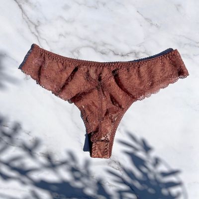 Ｖｉｏｌａ　Ｔｈｏｎｇ　ＬＰ－２８－１１