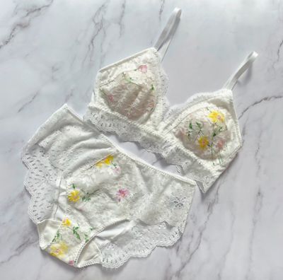 Ｆｌｏｗｅｒ　Ｇａｒｄｅｎ　Ｂｉｋｉｎｉ　ＬＰ－３１－１２