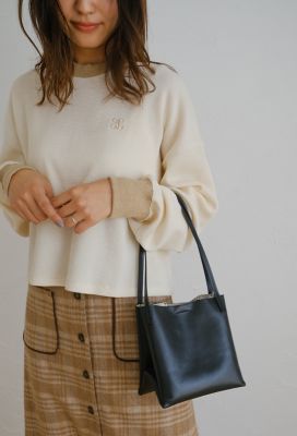 Ｌａｄｉｅｓ　Ｗａｆｆｌｅ　ｓｗｅａｔ