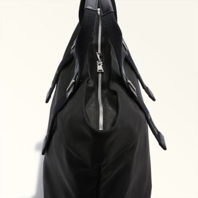 ＭＡＮ　ＧＩＯＶＥ　Ｅ／Ｗ　ＴＲＡＶＥＬ　ＴＯＴＥ