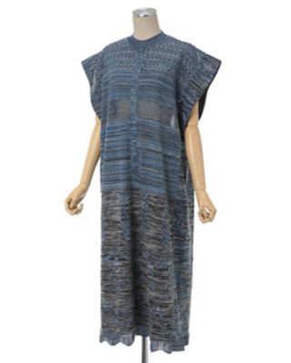 Ｍｕｌｔｉ－Ｐａｔｔｅｒｎ　Ｓｌｅｅｖｅｌｅｓｓ　Ｋｎｉｔｔｅｄ　Ｄｒｅｓｓ