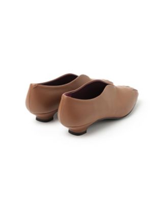 Curved Line Low Heel Slip－on | Mame