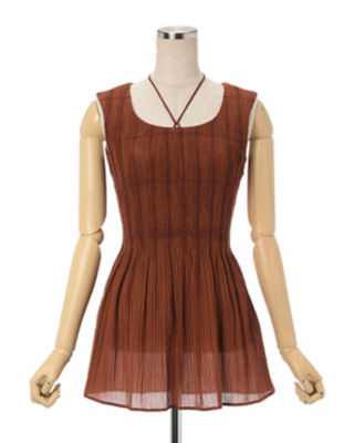 Ｓｔｒｉｐｅ　Ｓｈｉｒｒｉｎｇ　Ｊａｃｑｕａｒｄ　Ｓｌｅｅｖｅｌｅｓｓ　Ｔｏｐ