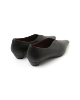 Ｃｕｒｖｅｄ　Ｌｉｎｅ　Ｌｏｗ　Ｈｅｅｌ　Ｐｕｍｐｓ