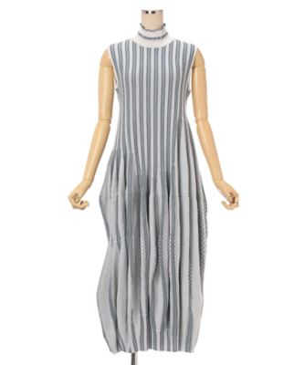 Asymmetric Knitted Volume Dress