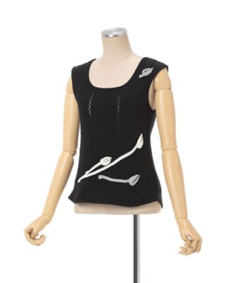3D Floral Motif Sleeveless Knit Top