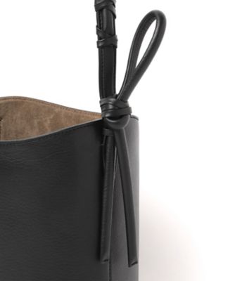 Small Mayu Bucket Bag 6F／MMTK20ー