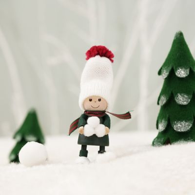クリスマスおまとめ】雪遊びをする男の子 | Nordika nisse/ノルディカ