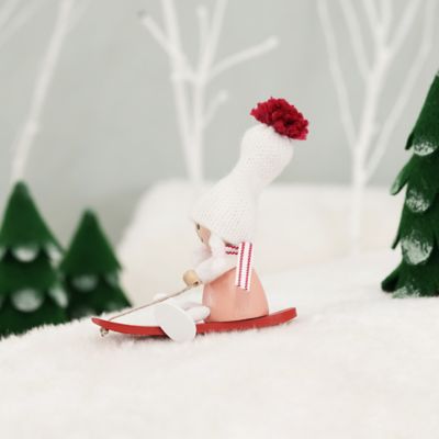 クリスマスおまとめ】ソリ遊びをする女の子 | Nordika nisse