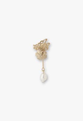 ティアレ 蝶 薔薇 モチーフ ピアス SAMA1475 XW