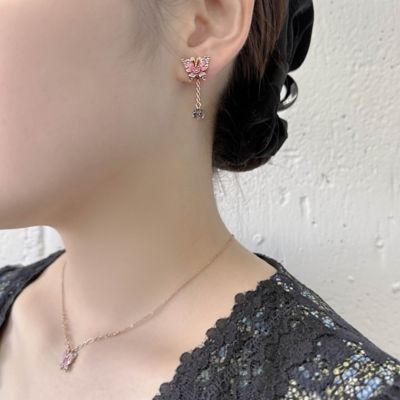 蝶モチーフ　イヤリング　ＳＡＭＥ１５００　　ＸＰ