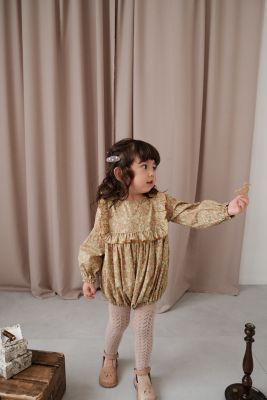 Ｓｑｕａｒｅ　ｆｒｉｌｌ　ｒｏｍｐｅｒ