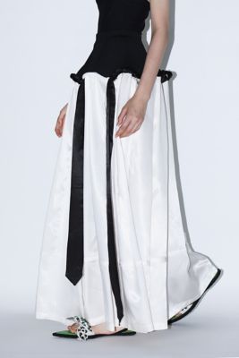 Ｓａｔｉｎ　ｌｏｎｇ　ｓｋｉｒｔ　ＴＡ２４１－ＦＧ０３２