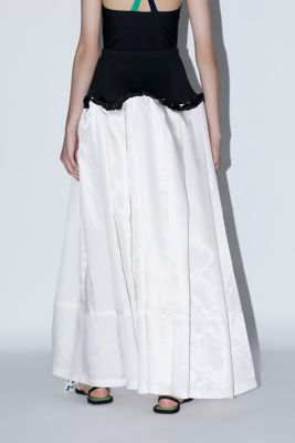 Ｓａｔｉｎ　ｌｏｎｇ　ｓｋｉｒｔ　ＴＡ２４１－ＦＧ０３２