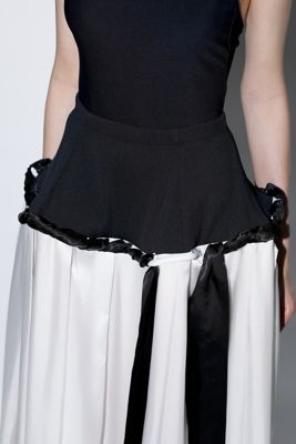 Ｓａｔｉｎ　ｌｏｎｇ　ｓｋｉｒｔ　ＴＡ２４１－ＦＧ０３２