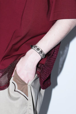 アクセサリー TOGA Concho leather bangle TOGA VIRILIS(トーガ ビリリース)のConcho leather bangleの通販