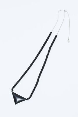 ＜TOGA＞Ｔｒｉａｎｇｌｅ　ｂｅａｄｓ　ｎｅｃｋｌａｃｅ　ＴＺ２４２－ＡＫ９３５