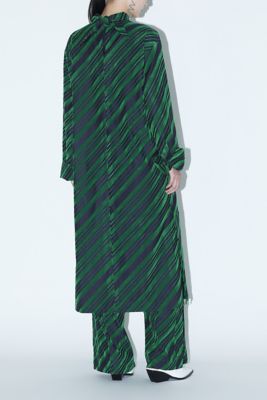 Ｆｌｏｃｋｙ　ｐｒｉｎｔ　ｄｒｅｓｓ　ＴＺ２５１－ＦＨ９１３