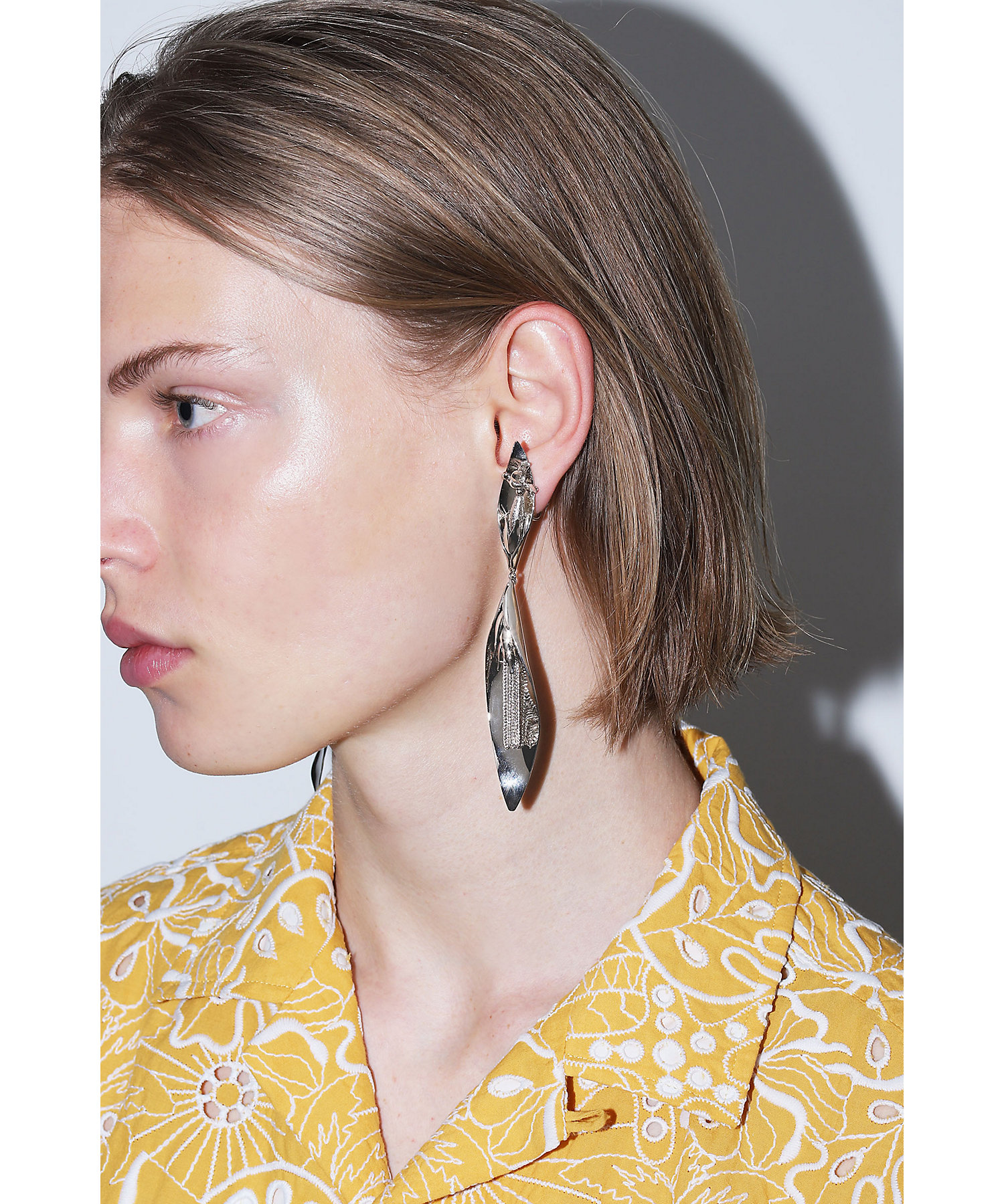 TOGA Metal motif earring - イヤリング