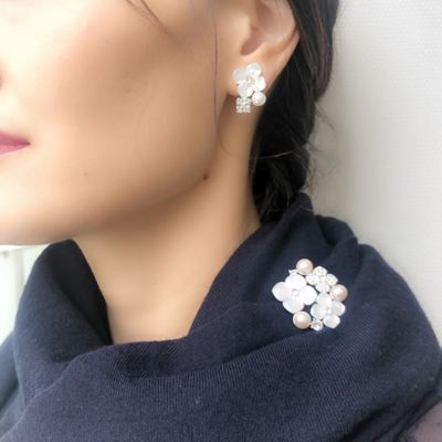 淡水パールシェルフラワーピアス-