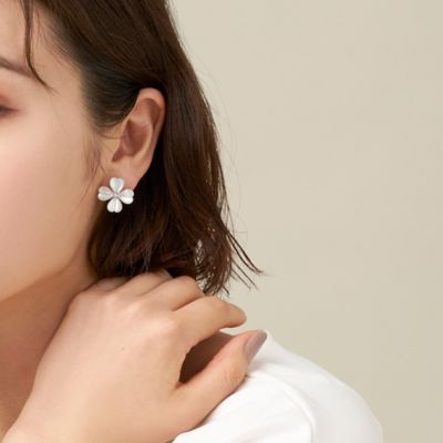 シェルクローバー　イヤリング　ＶＢＭＥ５０６７　　ＭＰ