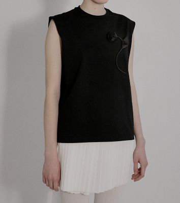 Ｆｌｏｗｅｒ　Ａｐｐｌｉｑｕｅ　Ｓｌｅｅｖｅｌｅｓｓ　Ｔ－ｓｈｉｒｔ　ＶｘＲ－ＳＳ２５０１－Ｌ