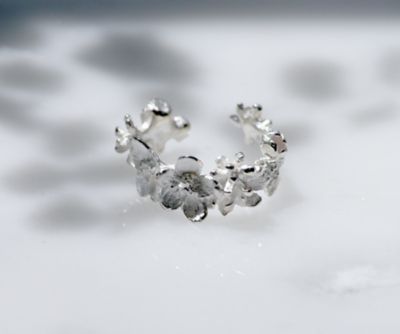 イヤーカフ ４月 シングル 三越伊勢丹オンラインストア 公式