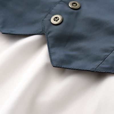 お食事エプロン　ｇａｒｃｏｎ　１ｎａｖｙ