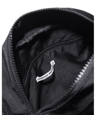 ボディバッグ　ＢＯＤＹ　ＢＡＧ　ＵＥー２５００７０