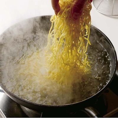 ウー ウェンパンプラス ｉｈ ２４ｃｍカムナイトグレー 三越伊勢丹オンラインストア 公式