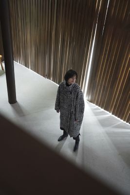 SHORT SHAGGY COCOON over COAT