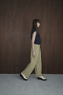 CLANE GLOSS WEAVE TUCK PANTS レッド　２ 2WAY TUCK STRAIGHT PANTS｜SKIRT/PANTS(スカート/パンツ