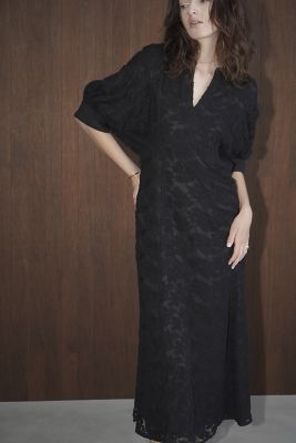 ＦＬＯＲＡＬ　ＥＭＢＲＯＩＤＥＲＹ　ＬＡＣＥ　ＯＮＥＰＩＥＣＥ