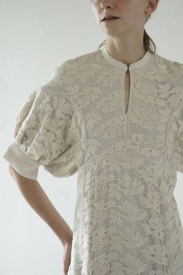 ＦＬＯＲＡＬ　ＥＭＢＲＯＩＤＥＲＹ　ＬＡＣＥ　ＯＮＥＰＩＥＣＥ