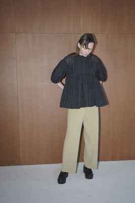 ＳＨＥＥＲ ＣＨＥＣＫ ＶＯＬＵＭＥ ＰＵＦＦ ＴＯＰＳ の通販 | 三越