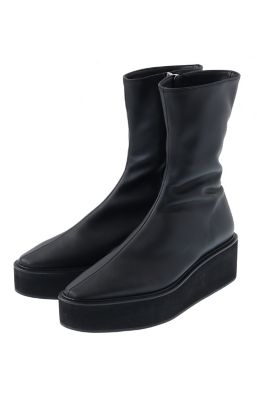 ＶＯＬＵＭＥ　ＳＯＬＥ　ＢＯＯＴＳ　１７１１５－８４２２