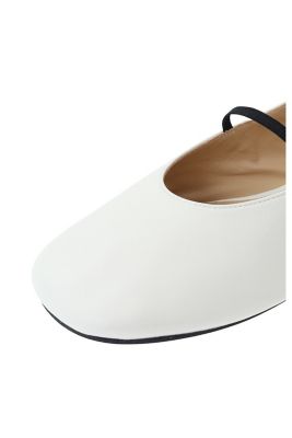 ＯＢＬＩＱＵＥ　ＴＯＥ　ＦＬＡＴ　ＳＨＯＥＳ　１８１１５－８５１２