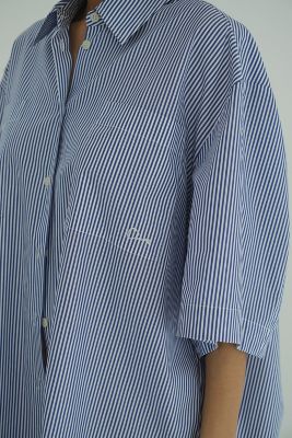 ＨＡＬＦ　ＳＬＥＥＶＥ　ＨＵＧＥ　ＳＨＩＲＴＳ　１８１２２－４２０２